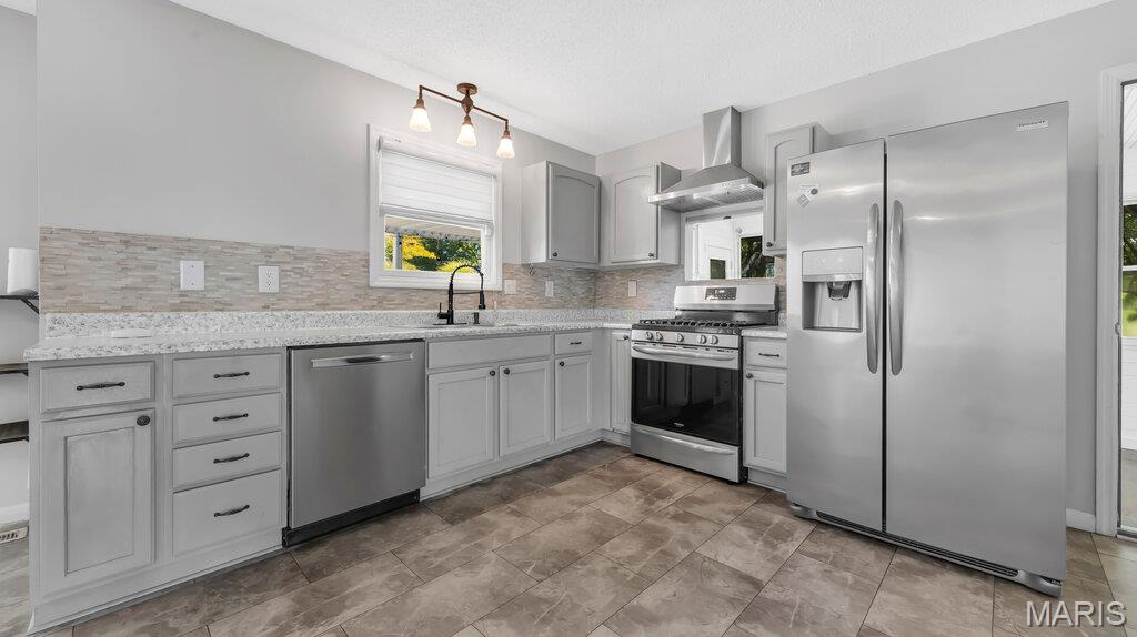 2727 Angle Gate Circle