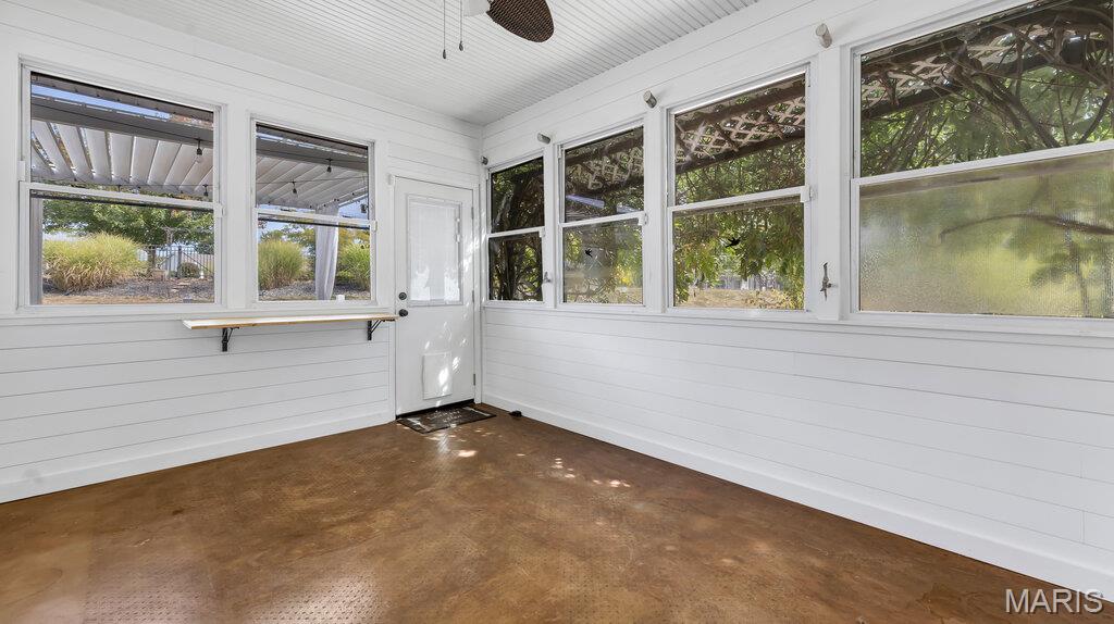 2727 Angle Gate Circle