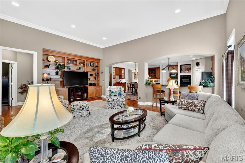 713 Clayton Corners Drive