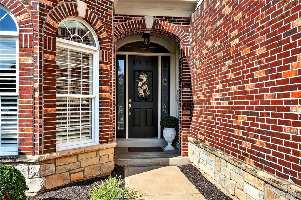 713 Clayton Corners Drive