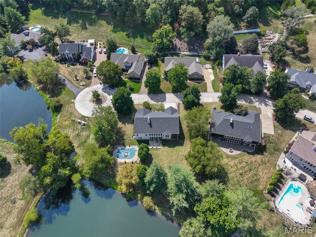 936 Forest Lake Court