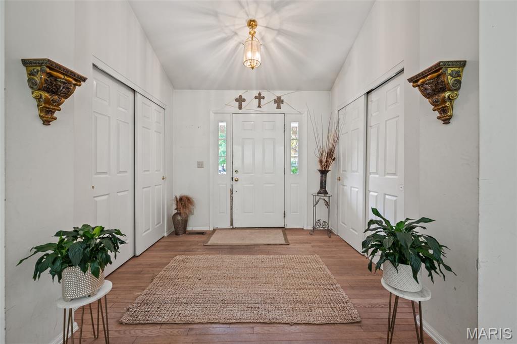 936 Forest Lake Court