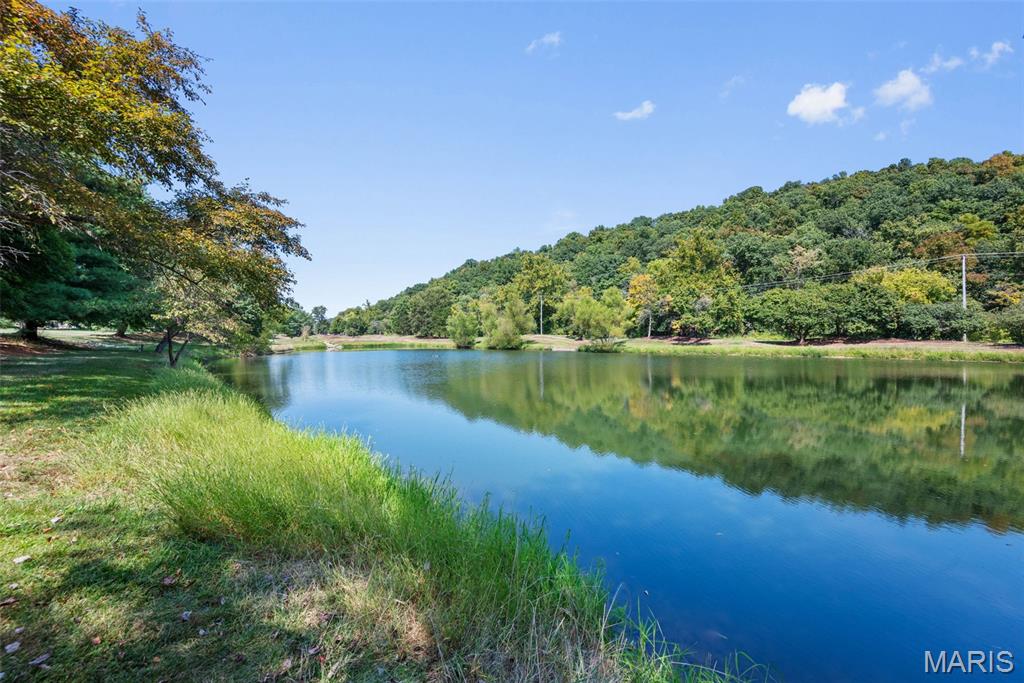 936 Forest Lake Court