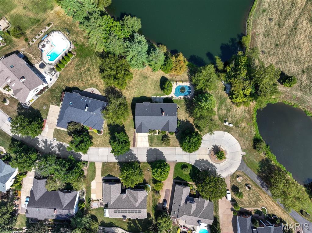 936 Forest Lake Court