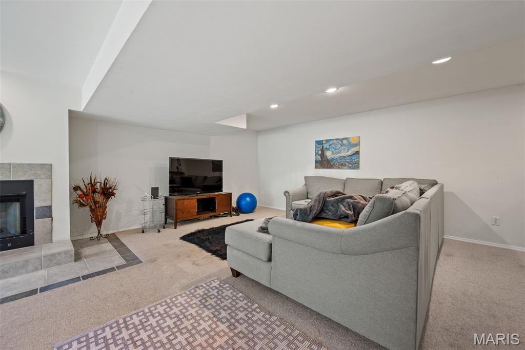 936 Forest Lake Court