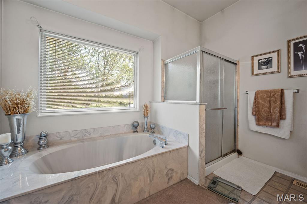 936 Forest Lake Court