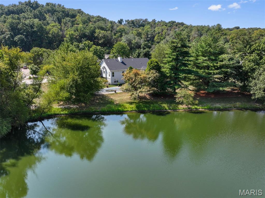 936 Forest Lake Court