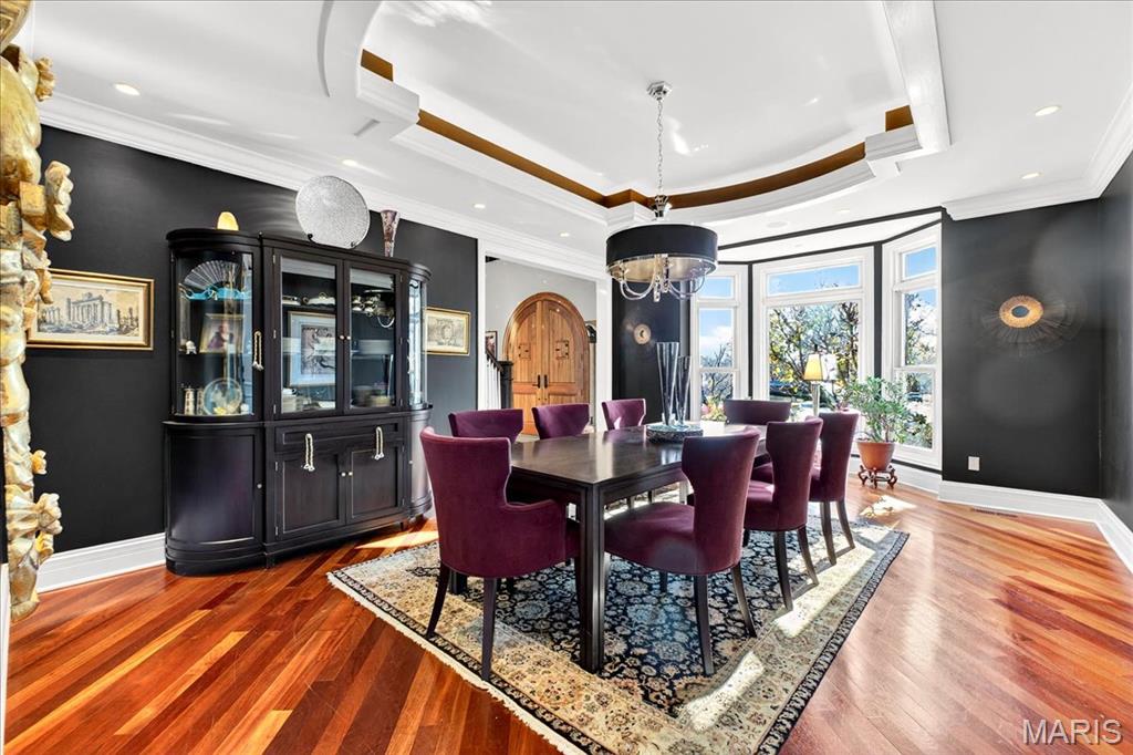 10600 Country View Drive