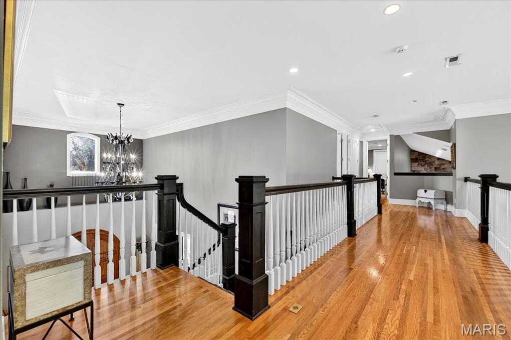 10600 Country View Drive