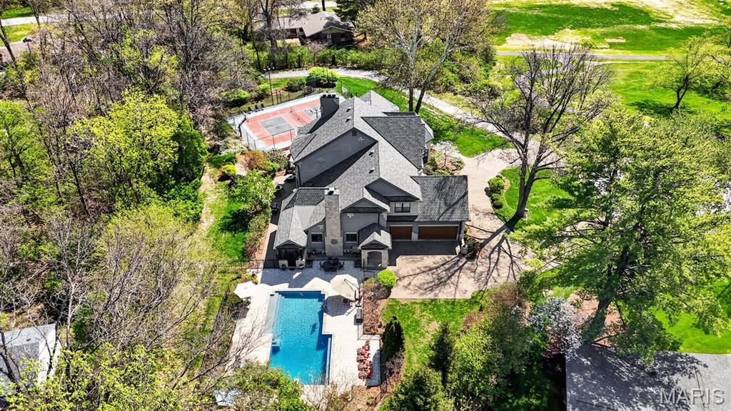 10600 Country View Drive