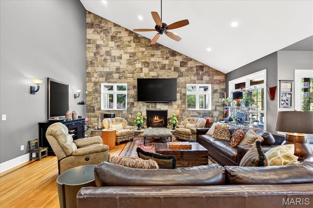 10600 Country View Drive