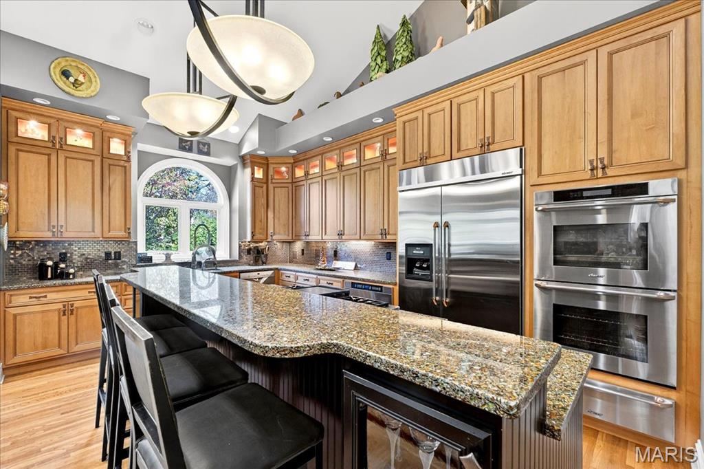 10600 Country View Drive