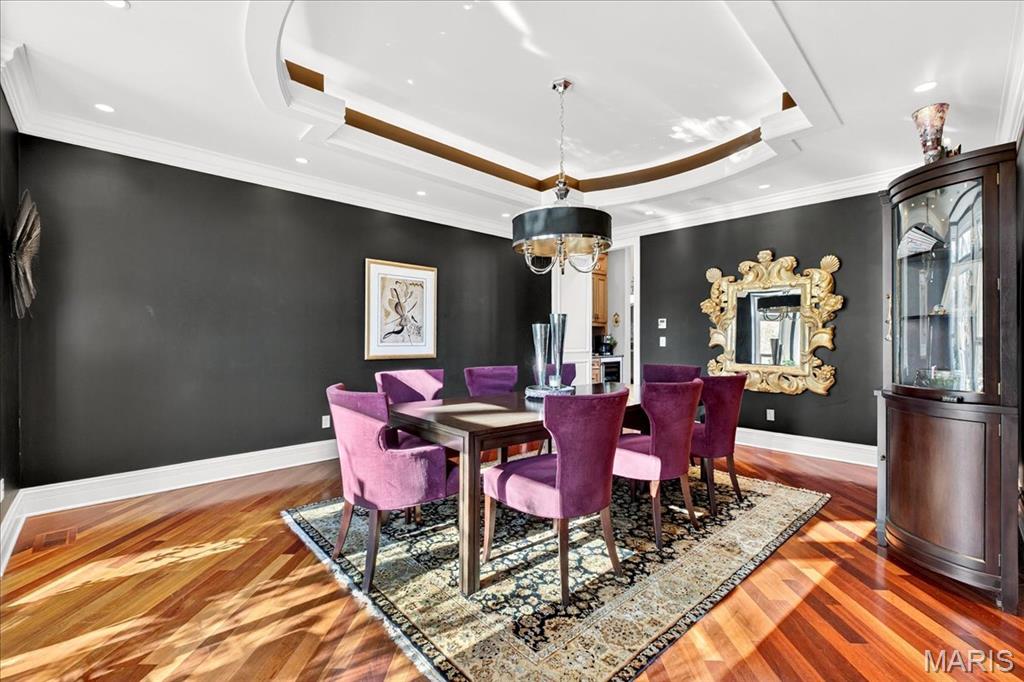 10600 Country View Drive