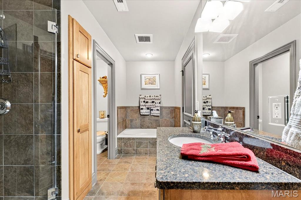 10600 Country View Drive