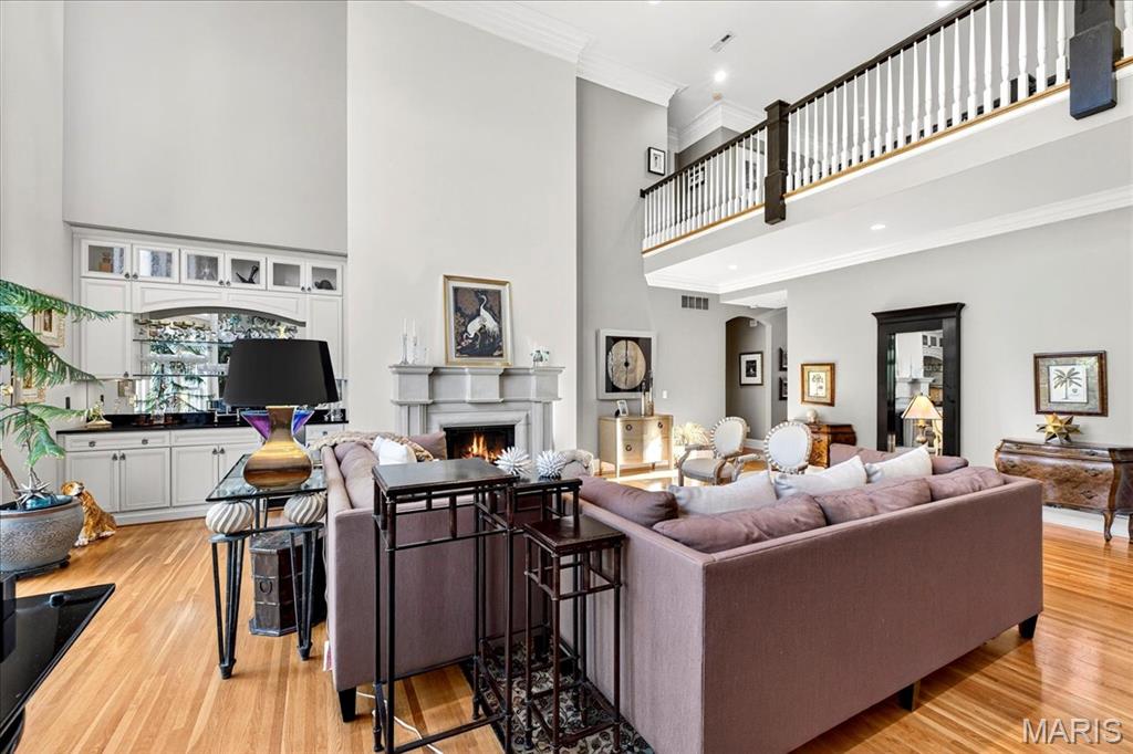 10600 Country View Drive