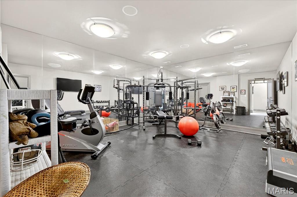 10600 Country View Drive