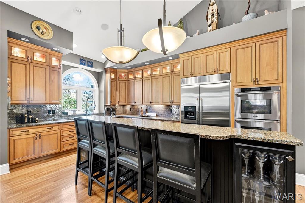 10600 Country View Drive