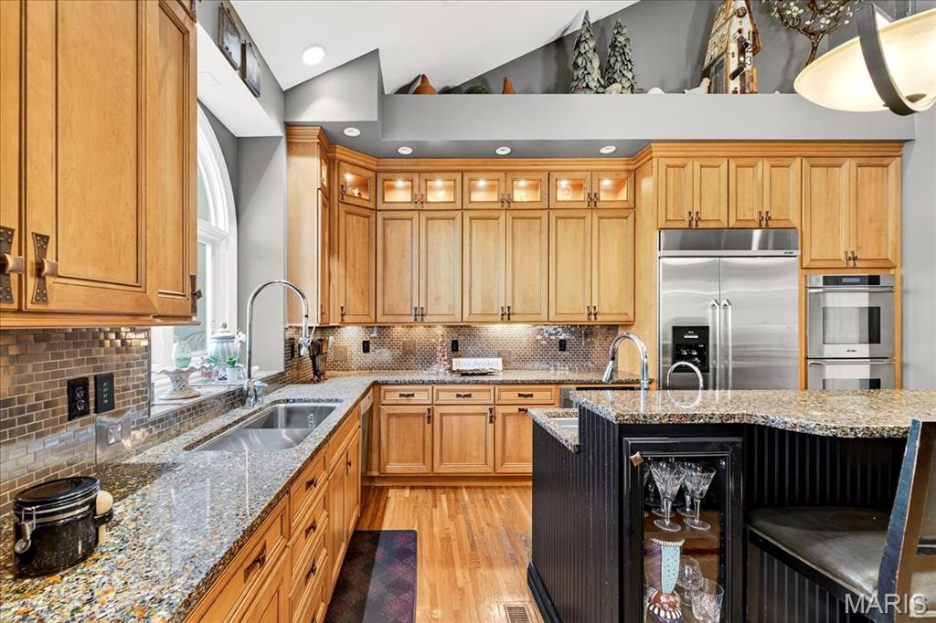 10600 Country View Drive