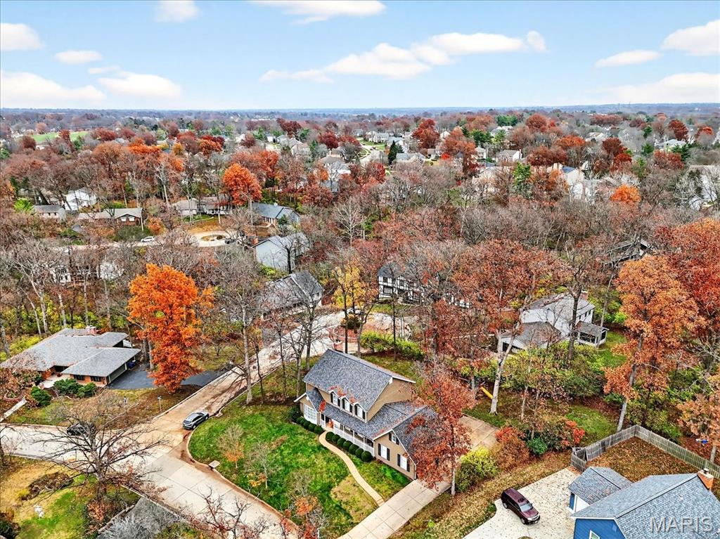 15966 Quiet Oak Road