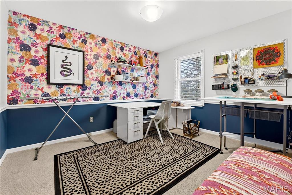 15966 Quiet Oak Road