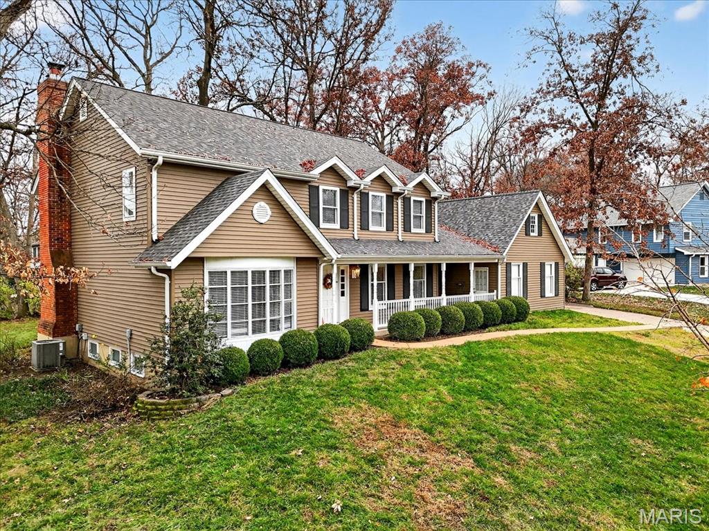 15966 Quiet Oak Road