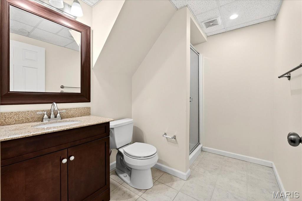 15966 Quiet Oak Road