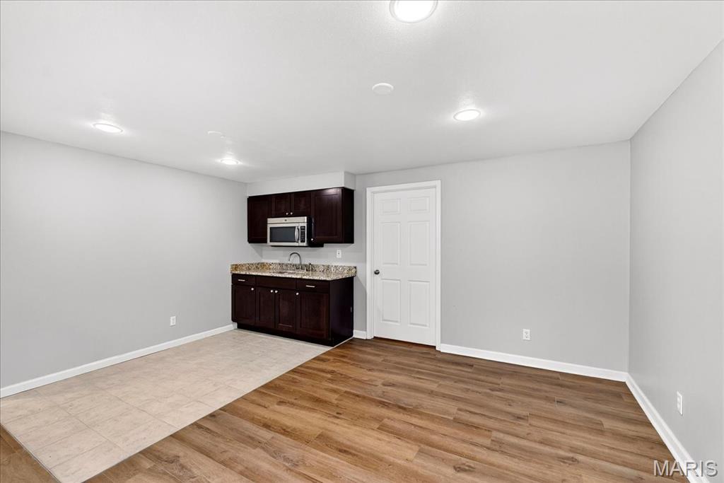 15966 Quiet Oak Road