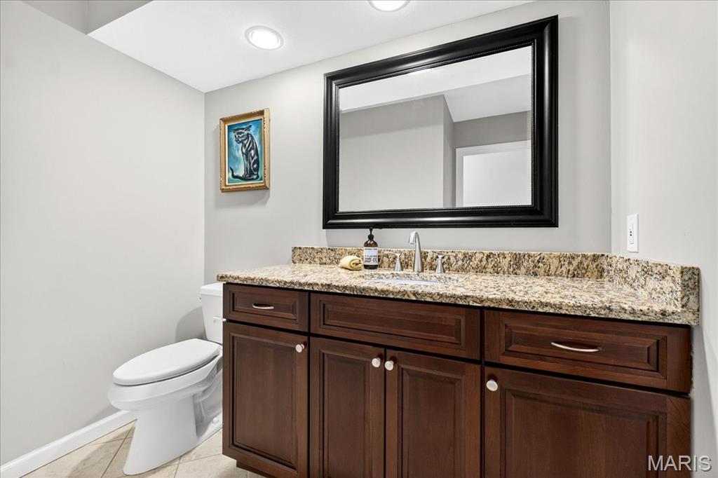 15966 Quiet Oak Road