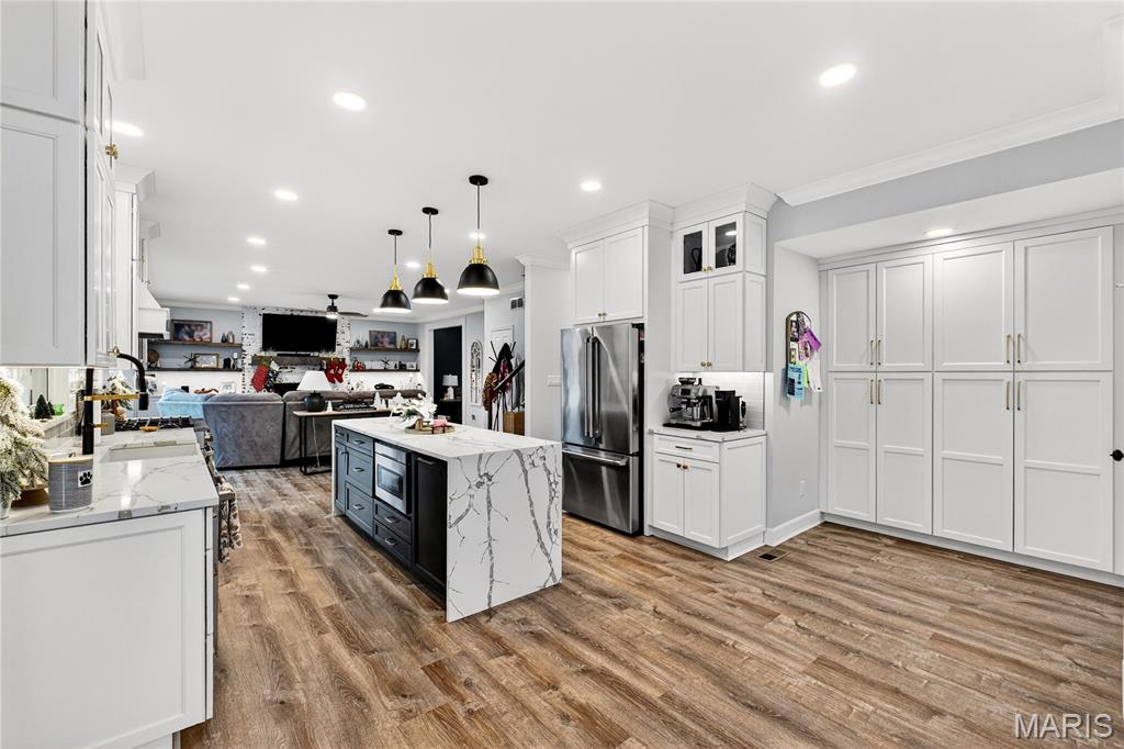 530 Eaglesridge Drive