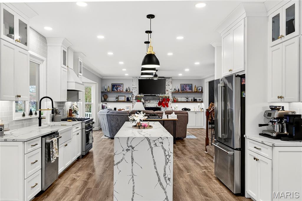 530 Eaglesridge Drive