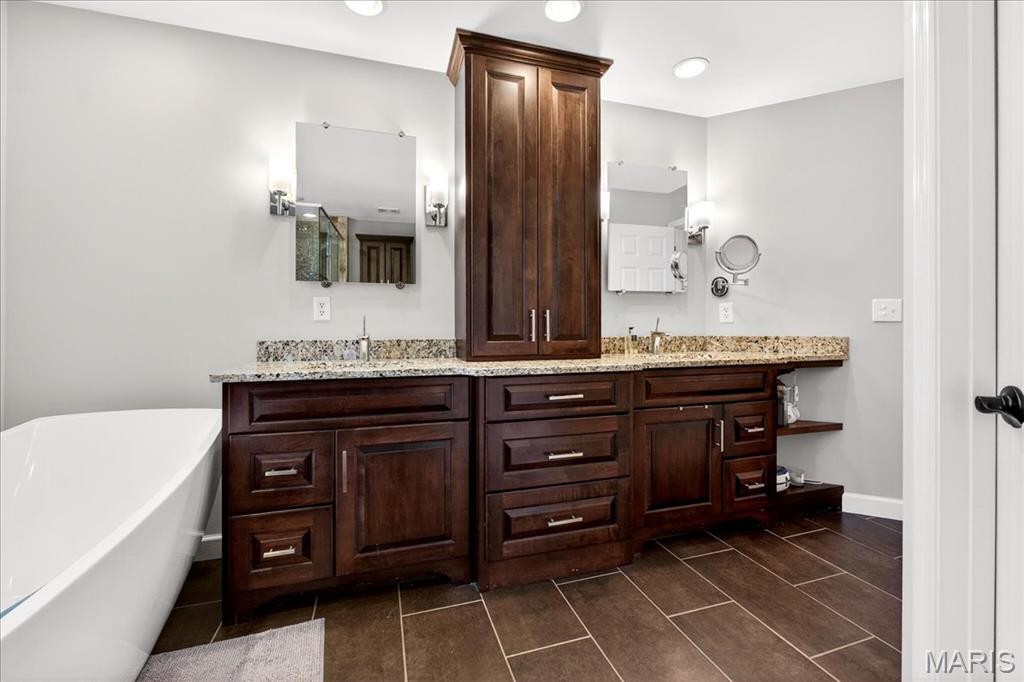 522 Westonridge Court