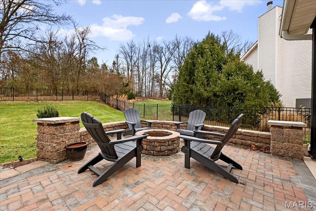 522 Westonridge Court