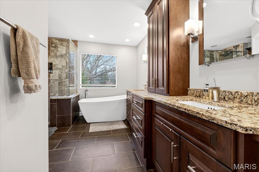 522 Westonridge Court