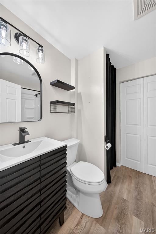 3065 Laurel Village Circle