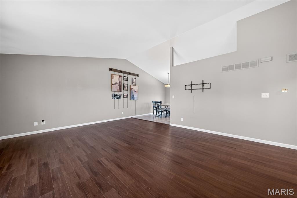 3065 Laurel Village Circle