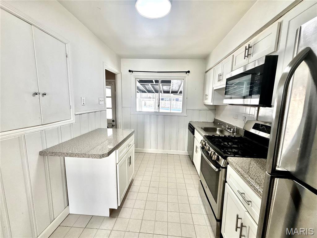 844 Queen Anne Place