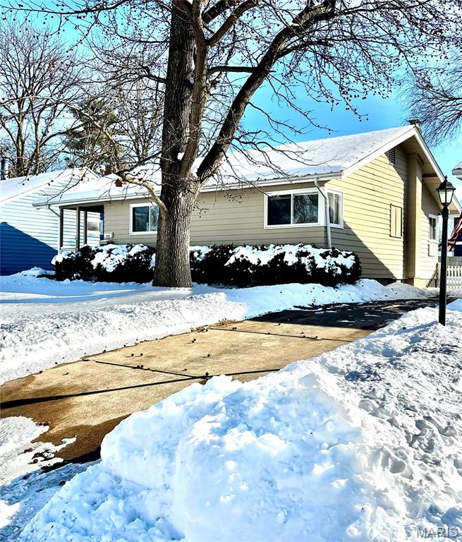 844 Queen Anne Place