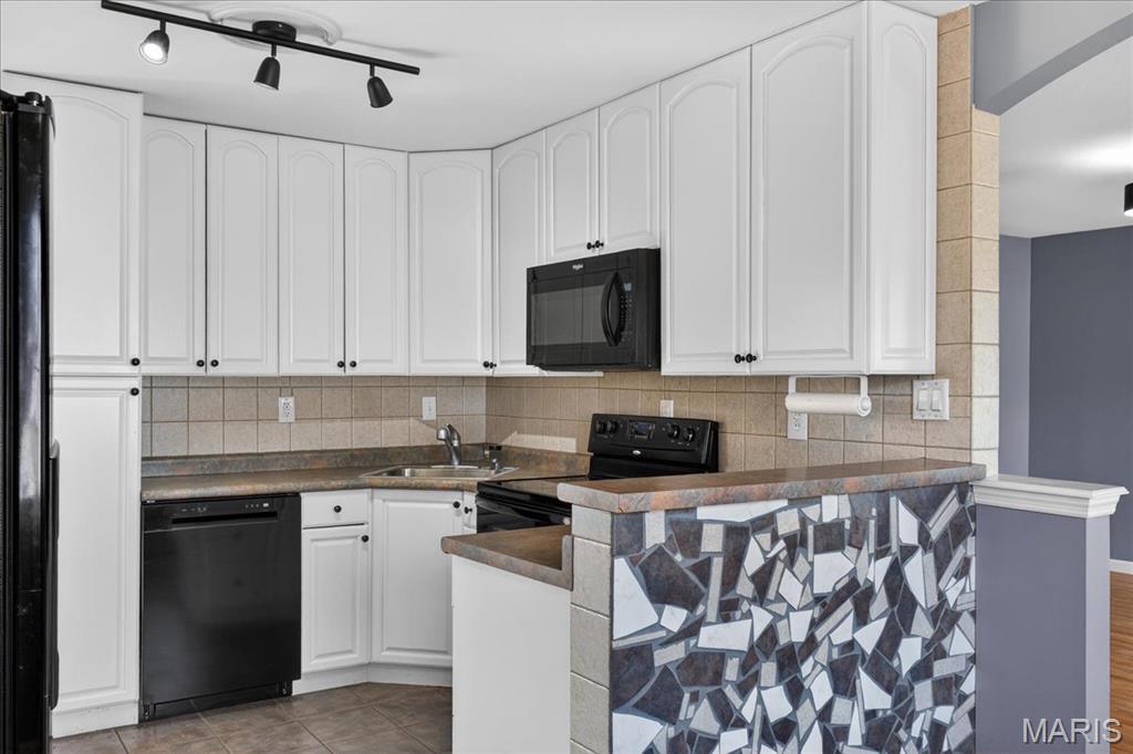 408 Saint Lawrence Drive