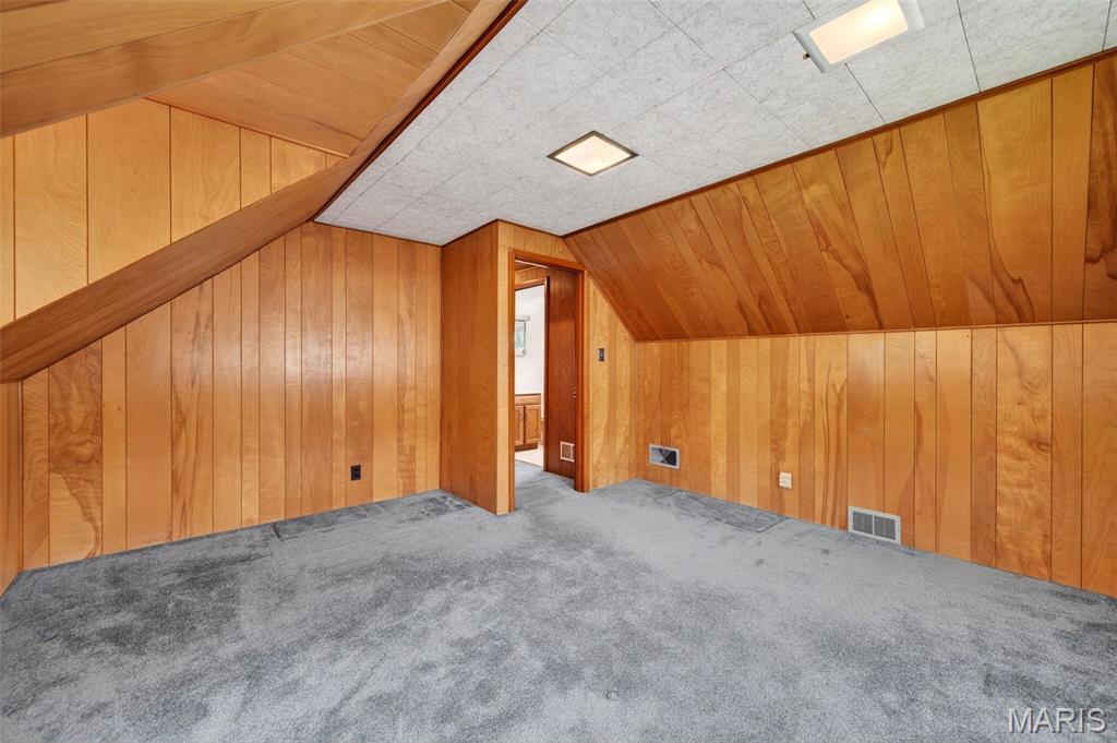 8735 Glenwood Drive