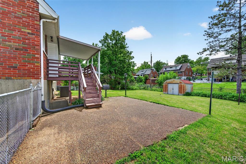 8735 Glenwood Drive