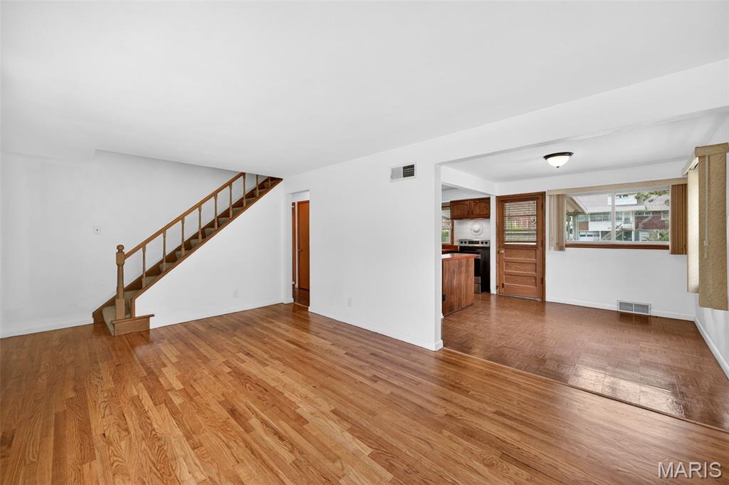 8735 Glenwood Drive