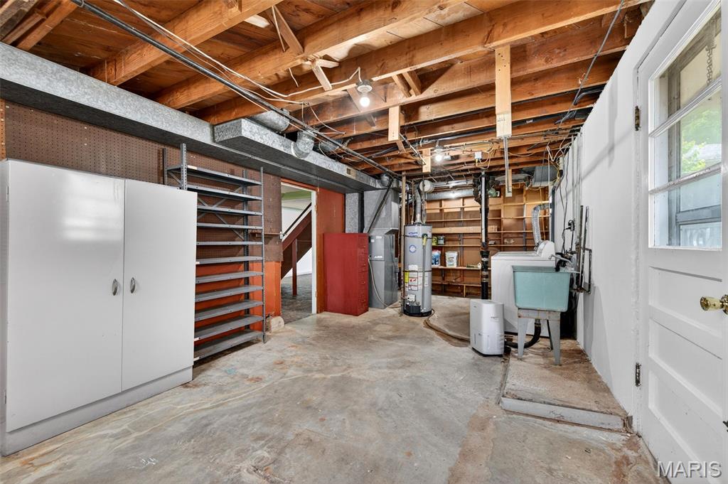 8735 Glenwood Drive