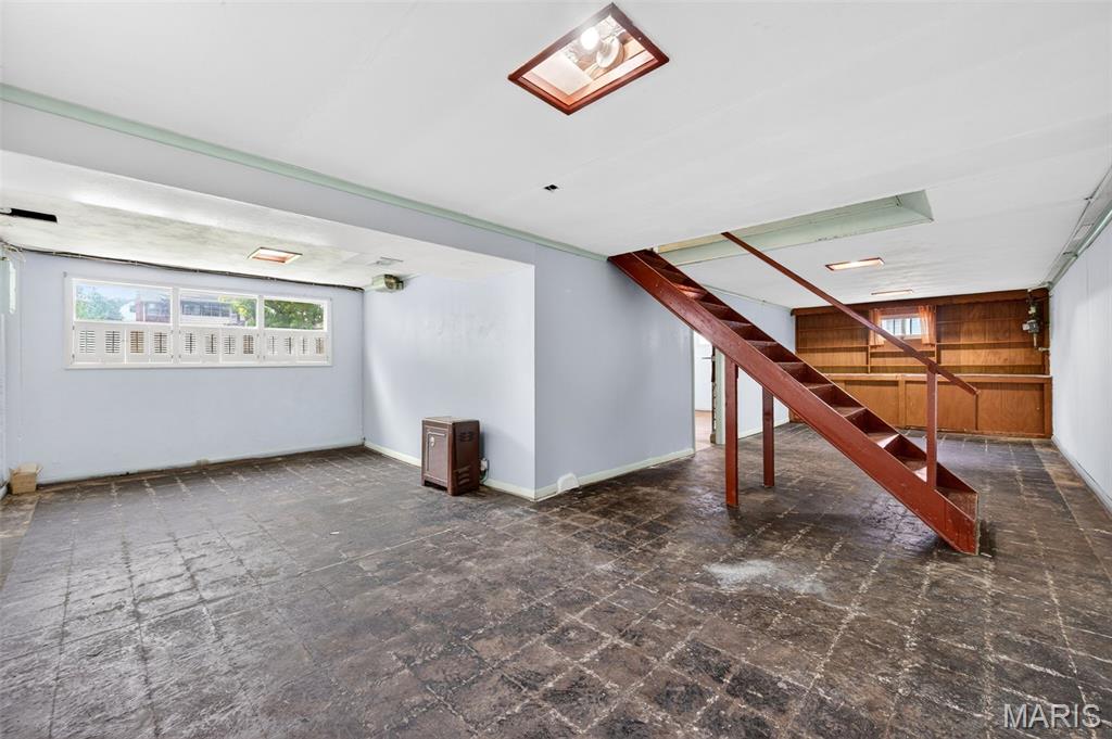 8735 Glenwood Drive