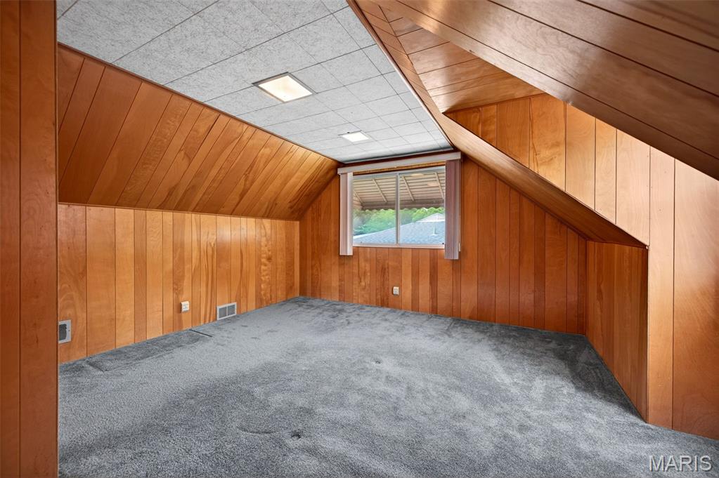 8735 Glenwood Drive
