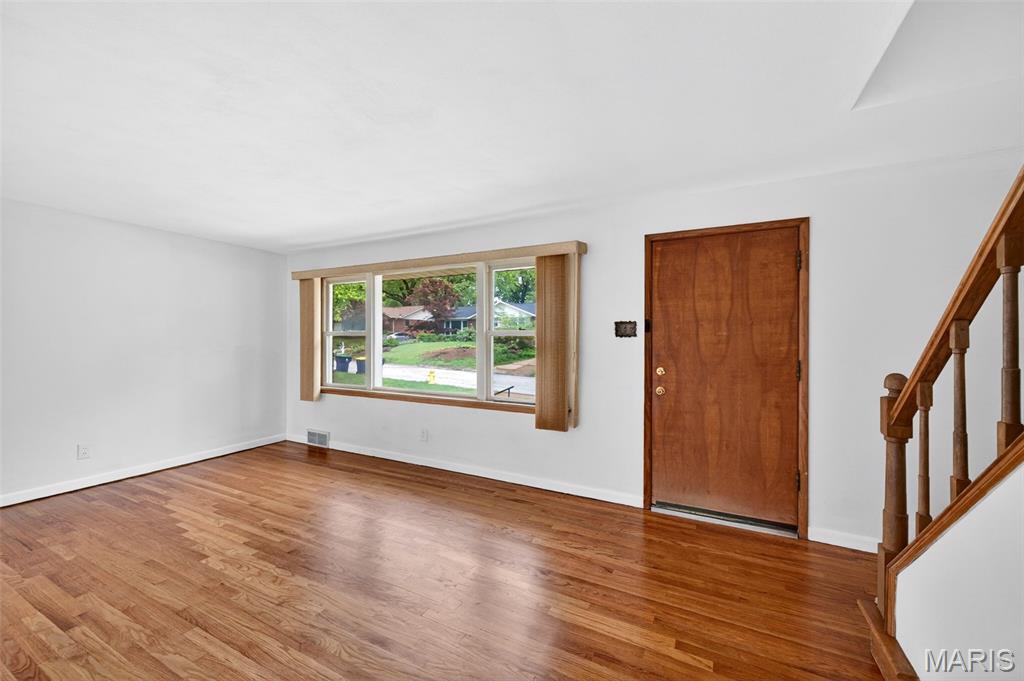8735 Glenwood Drive