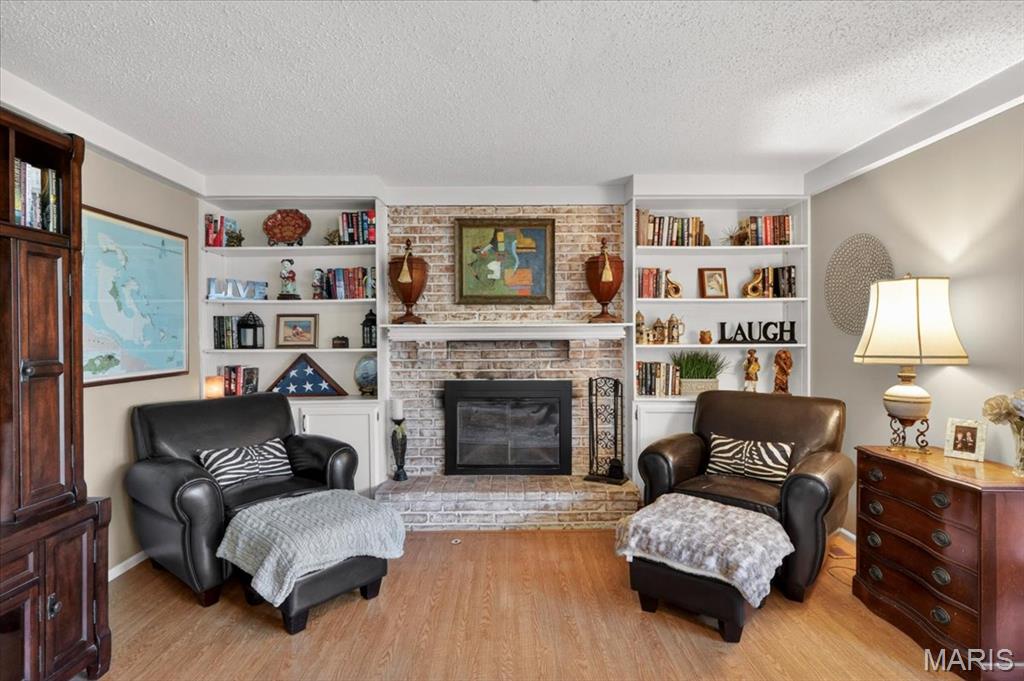 15327 Grantley Drive