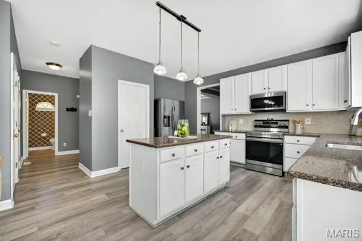 2726 Westridge Pines Court