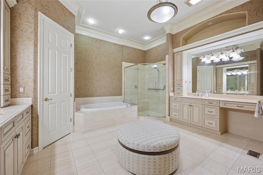740 Stonebluff Court