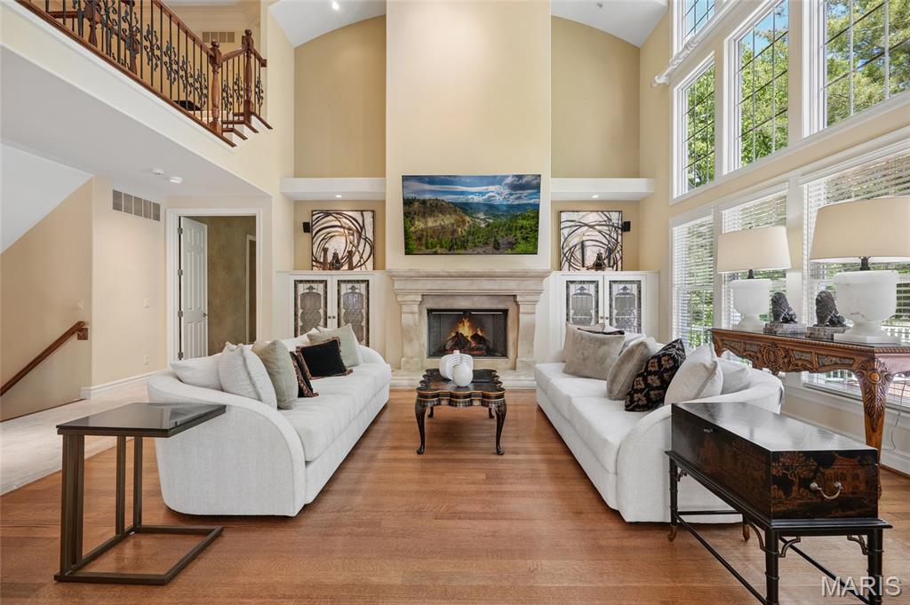 740 Stonebluff Court