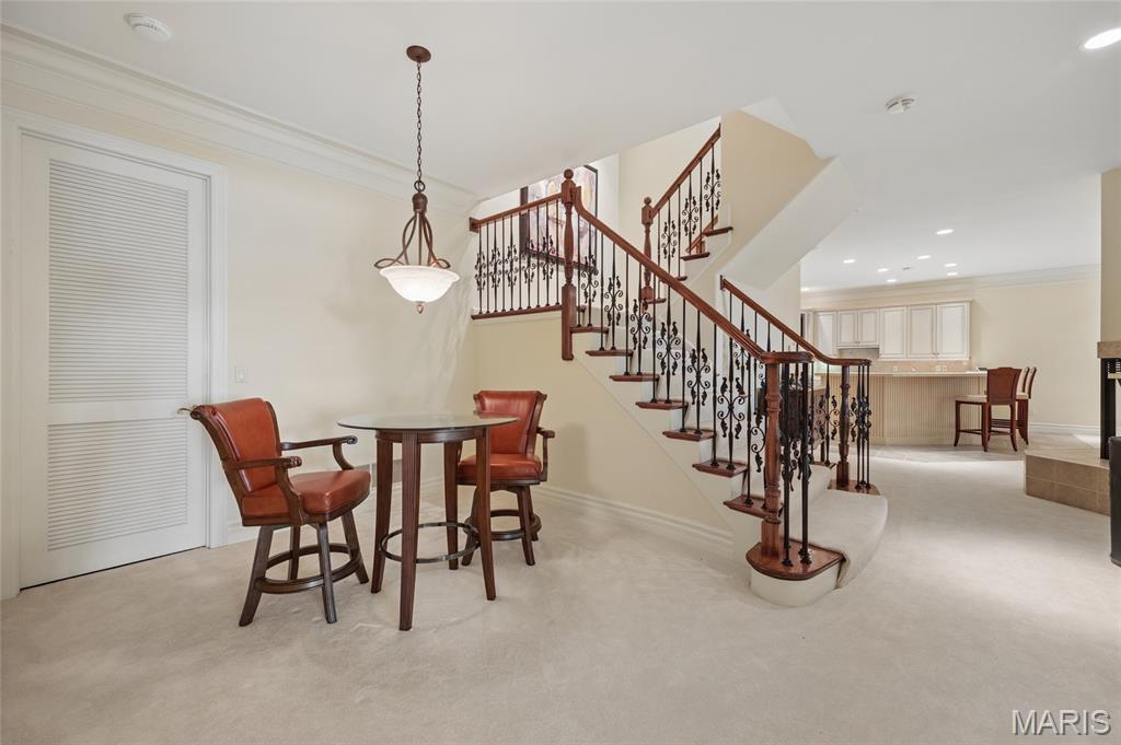 740 Stonebluff Court